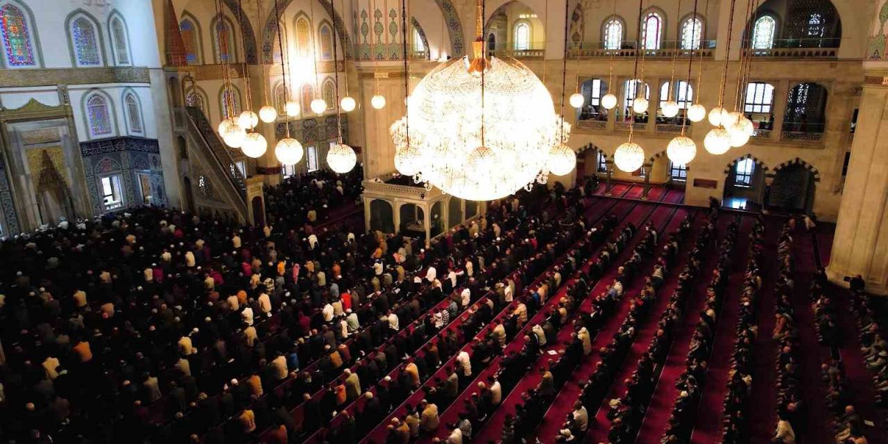 Başkentte Ramazan Bayramı Coşkusu