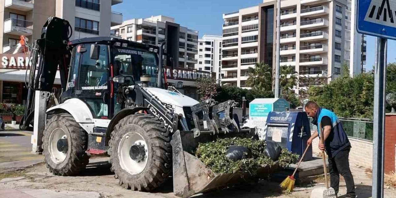 Yunusemre’de Temizlik Çalışmaları Artarak Devam Ediyor