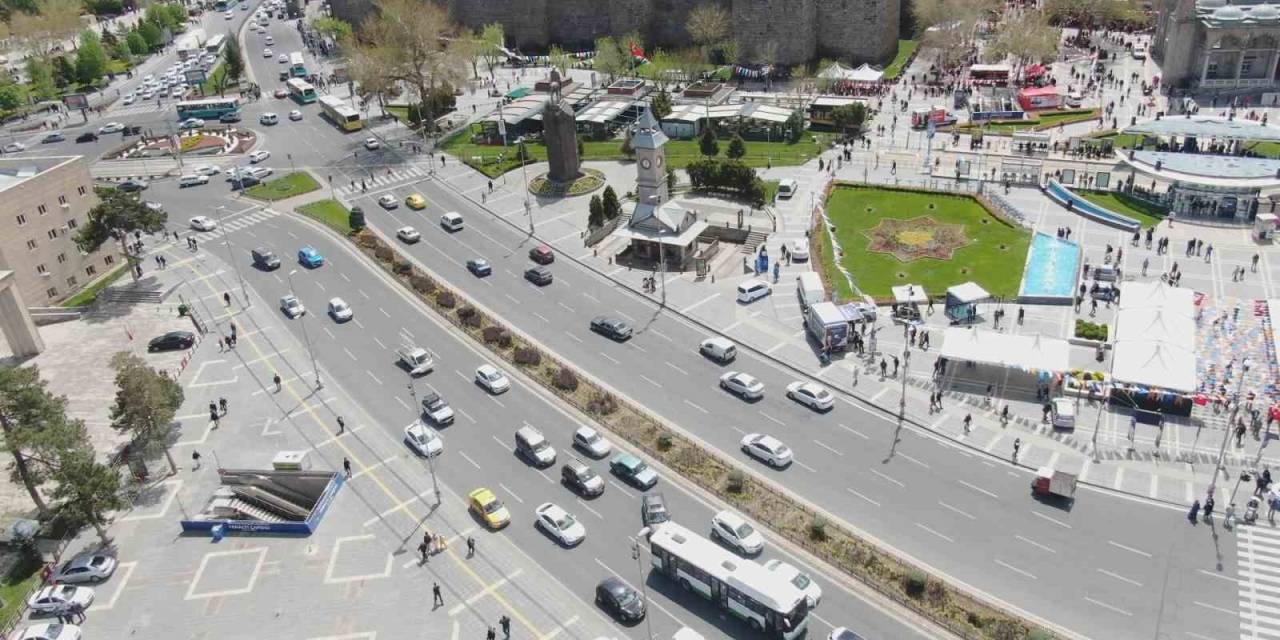 Kayseri’ Camilerin ‘Ramazan Karnesi’