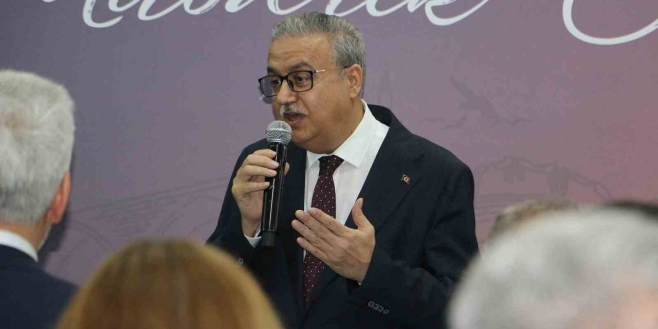 Diyarbakır Valisi Su, Kentteki İdareciler Ve Vatandaşlarla Bayramlaştı