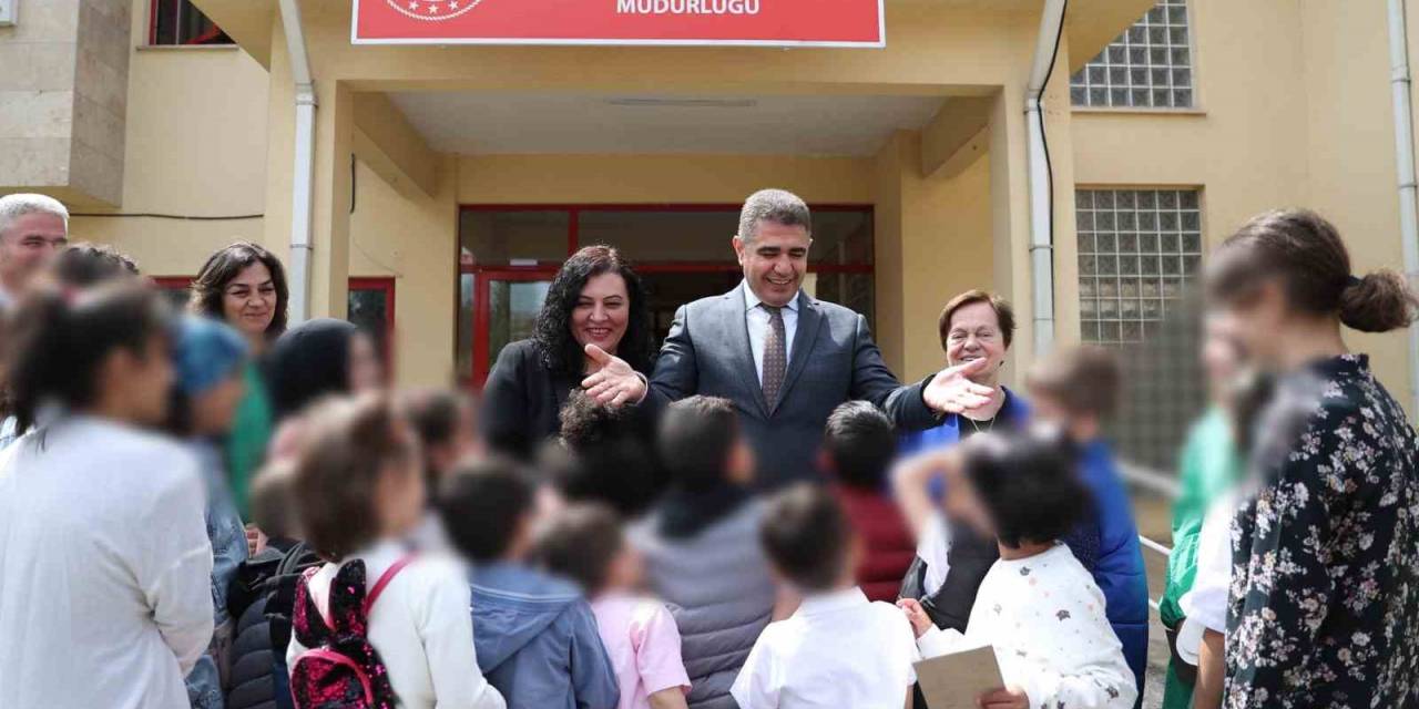 Sevgi Evlerinde Bayram Sevincine Ortak Oldular