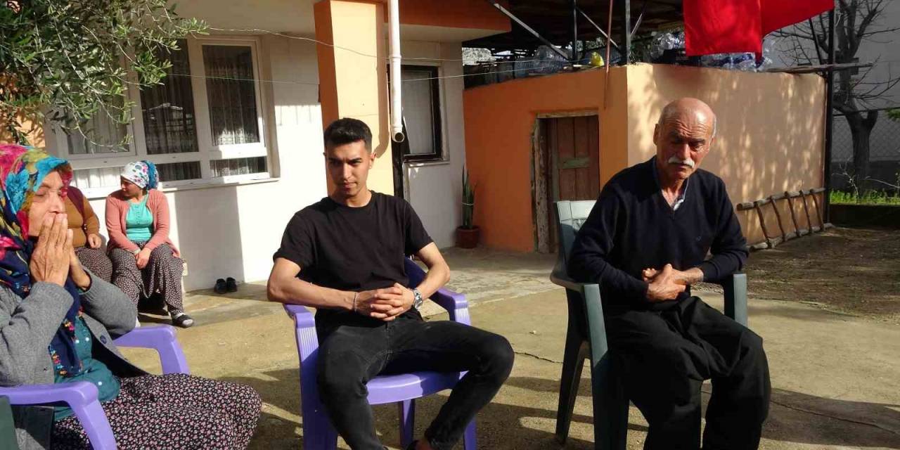 Depremde Polis Oğlunu Kaybeden Duran Ailesinin Zorlu Bayramı