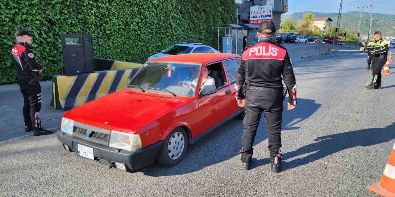 Bayram Denetimlerinde Sürücülere Sıkı Uygulama