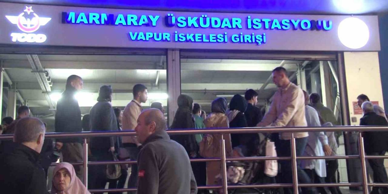 Üsküdar Marmaray’da Bayram Yoğunluğu