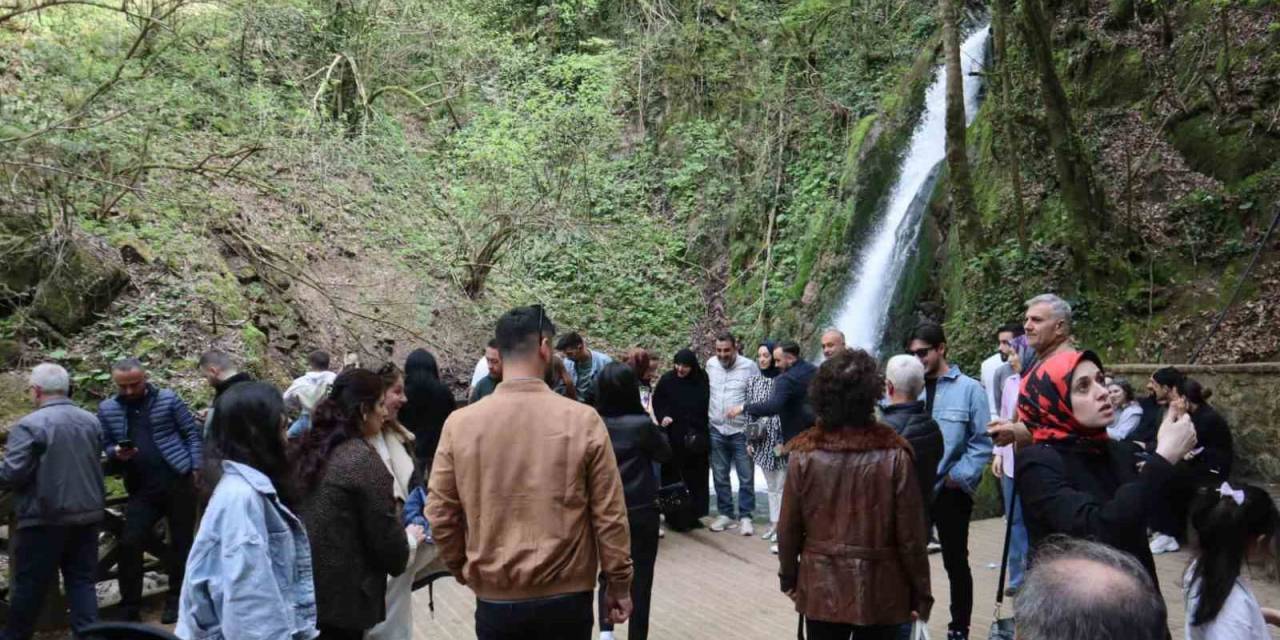 Düzce’nin Gözde Doğal Güzelliklerinde Bayram Yoğunluğu