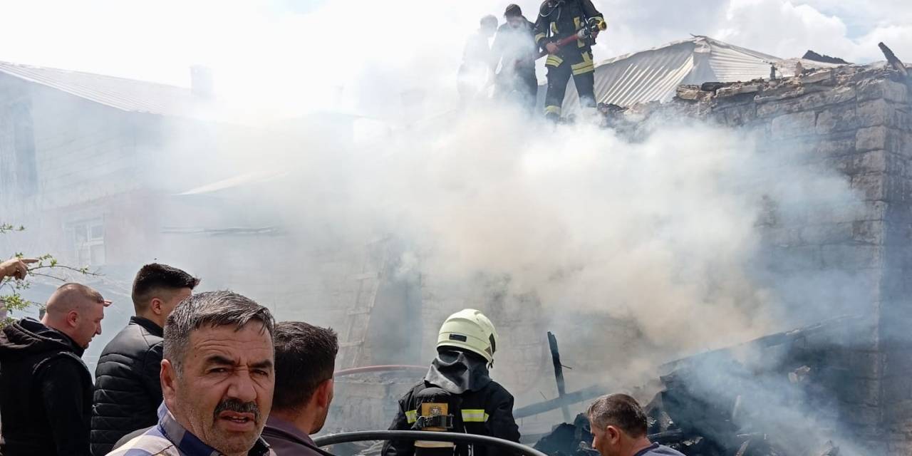 Beyşehir’de Korkutan Ev Yangını