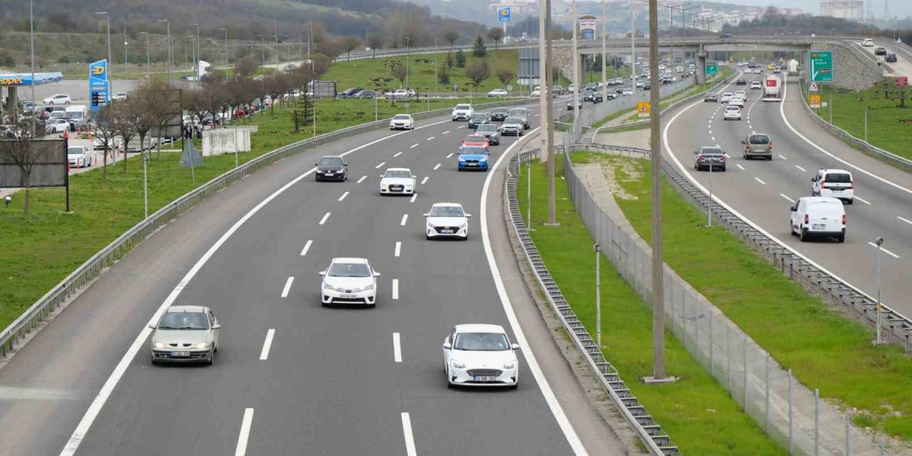 Tatilcilerin Dönüş Yolculuğu Başladı