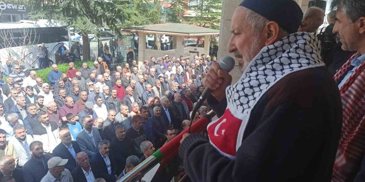 Malatya’da, Filistin’de Hayatını Kaybedenler İçin Gıyabi Cenaze Namazı Kılındı