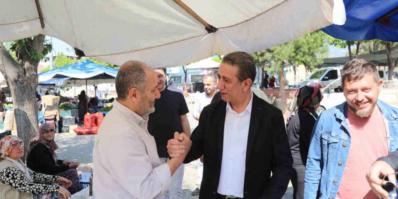 Başkan Yetişkin, Bayramı Vatandaşlarla İç İçe Geçirdi