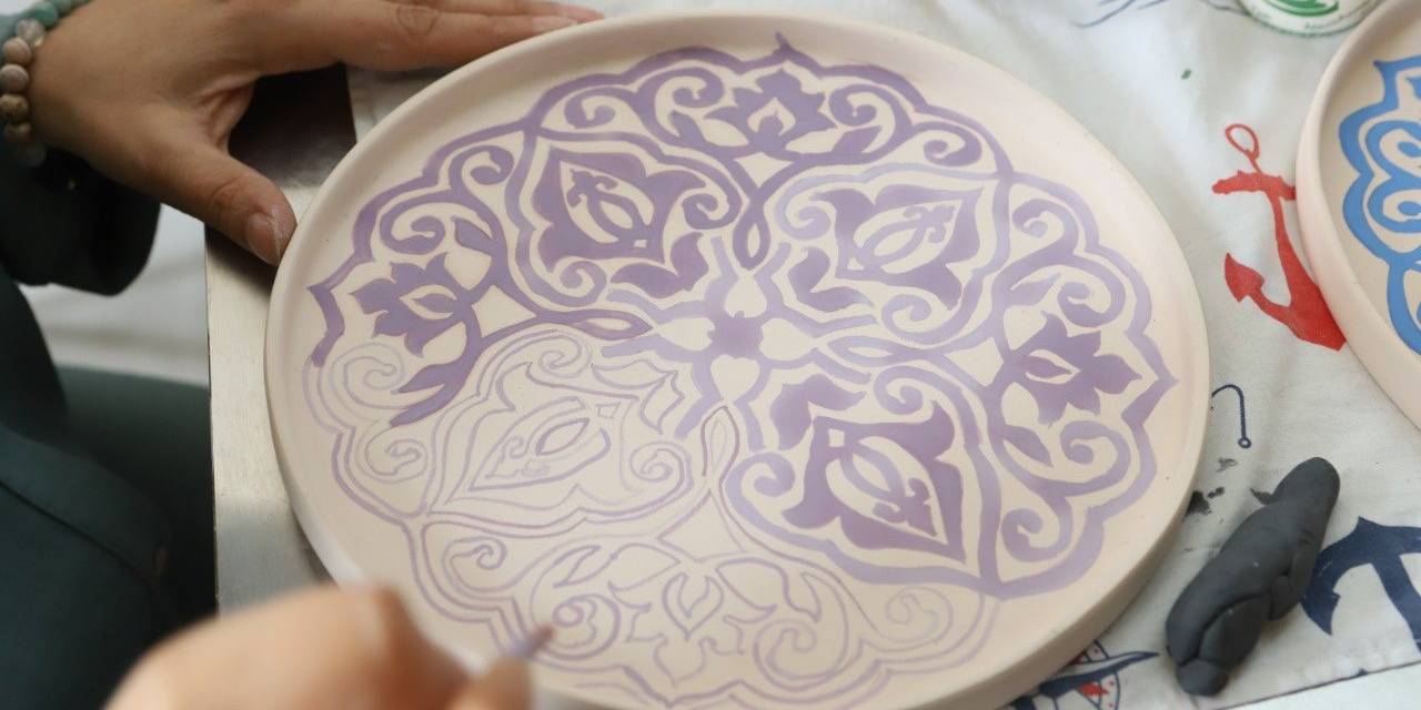 Ağrılı Kadınlar “Çini Sanatıyla” Harikalar Üretiyor