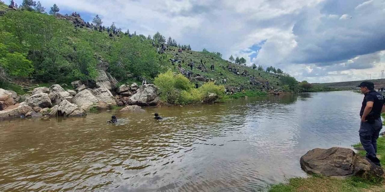 Şanlıurfa’da Suya Giren Çocuk Boğuldu