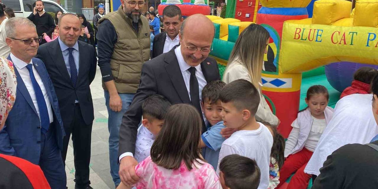 Akşehir’de Bayram Eğlencesi