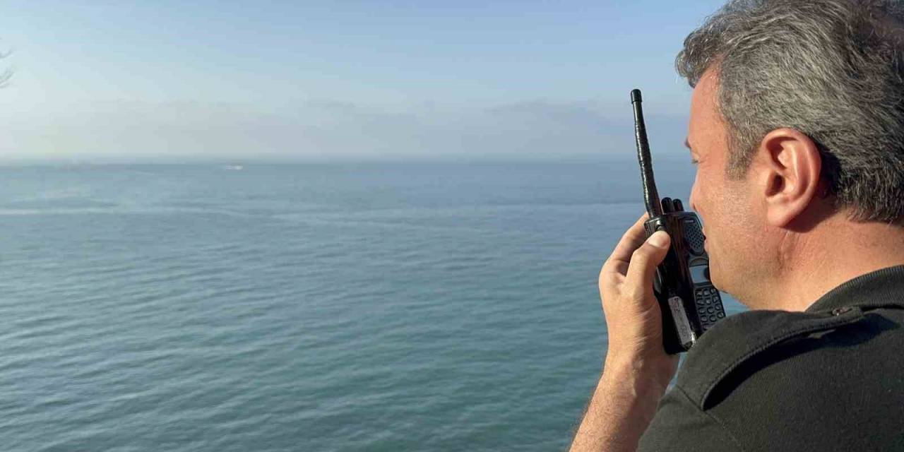 Denizdeki Cisim Ekipleri Harekete Geçirdi