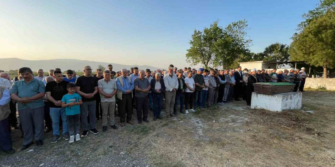 Teleferik Kazasında Hayatını Kaybeden Memiş Gümüş Toprağa Verildi