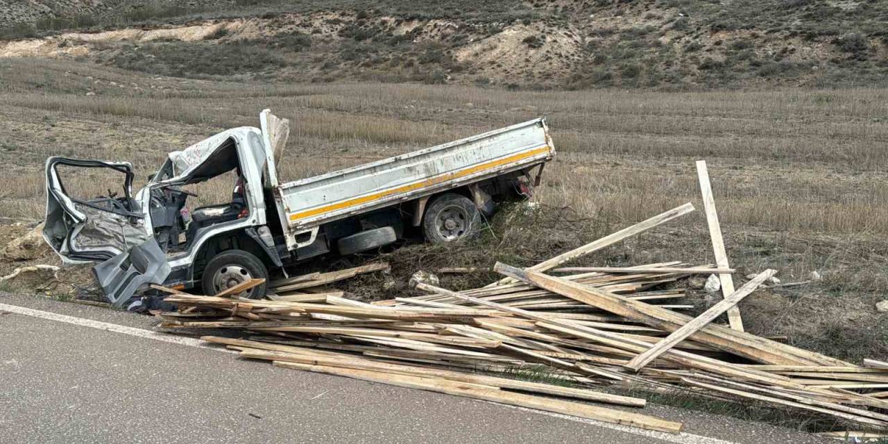 Refüje Çıkıp Takla Attı, 1 Ölü 2 Yaralı