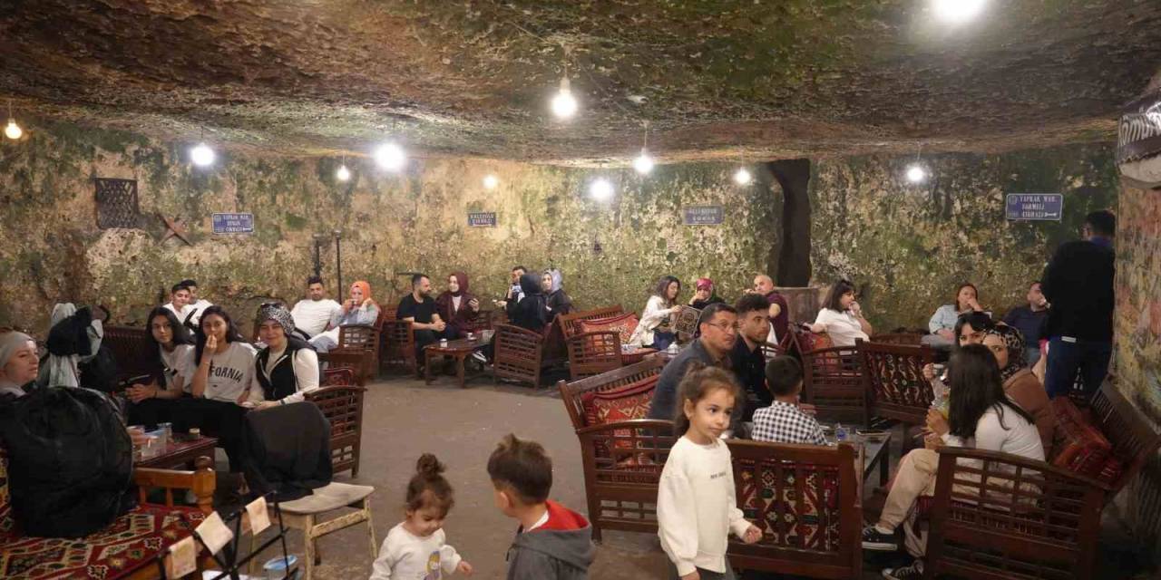 Bayram Tatilinde Gaziantep’in Tarihi Kaleoğlu Mağarası’na Yoğun İlgi