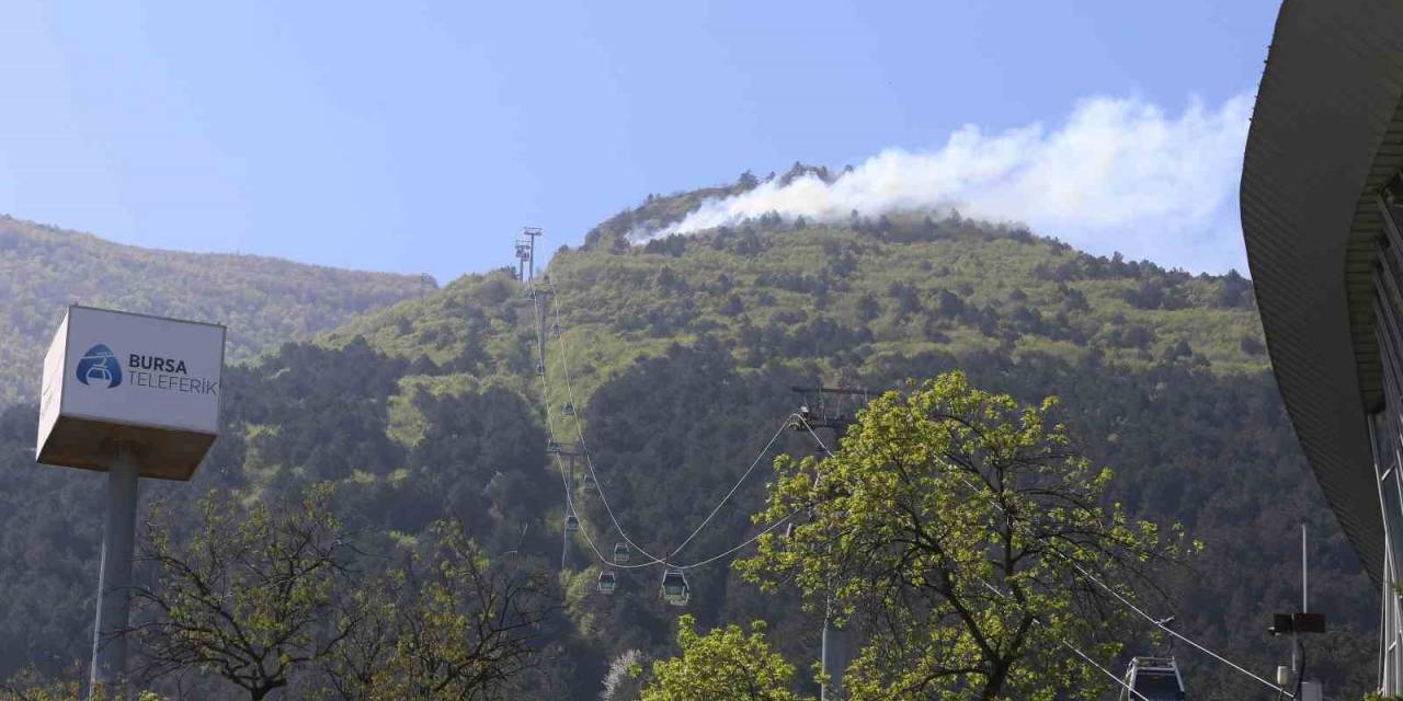 Uludağ Eteklerinde Yangın: Çok Sayıda Ekip Alevlere Müdahale Ediyor