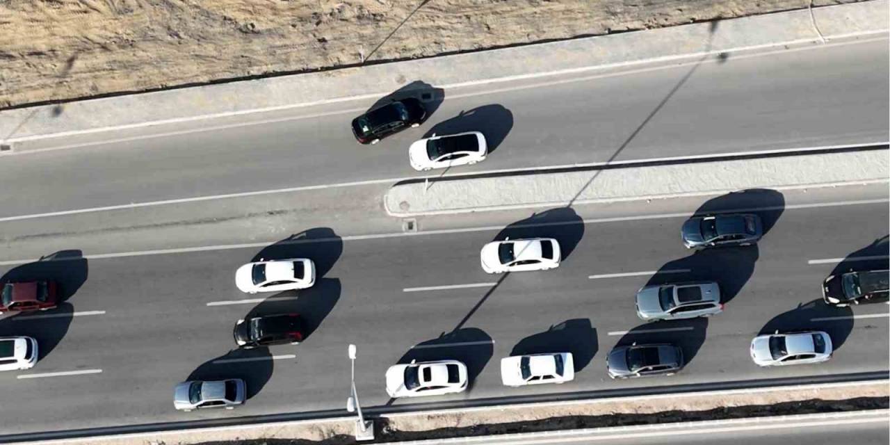 Tehlikeli Dönüş Dron Kamerasında: Ters Yöne Giren Uyanık Sürücüye Ceza