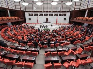 Tbmm 25. Dönemi Tamamladı