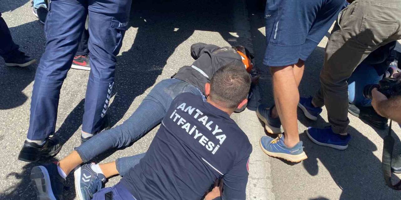 Antalya’da Yürekleri Ağza Getiren Kaza: 50 Yıllık Kamyon Şoförünün Refleksiyle Hayatta Kaldı