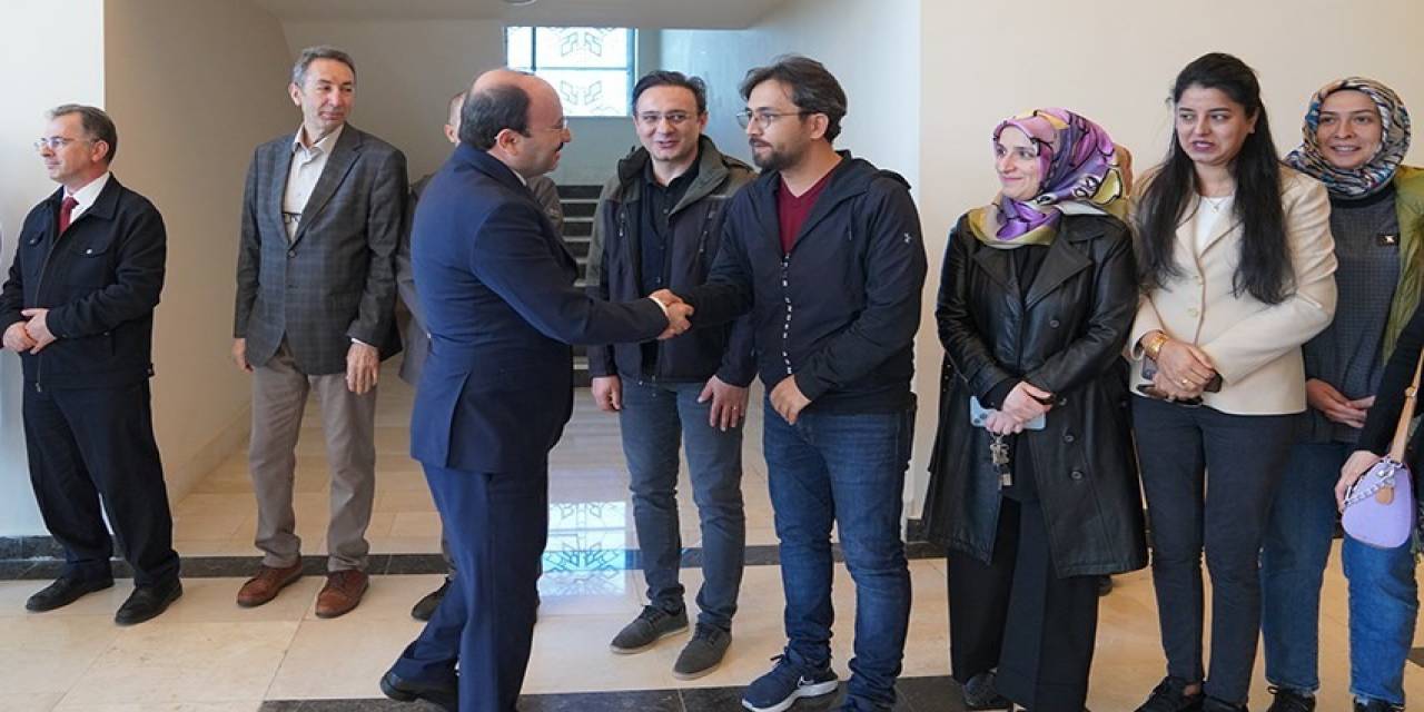 Etü’de Bayramlaşma Töreni Düzenlendi