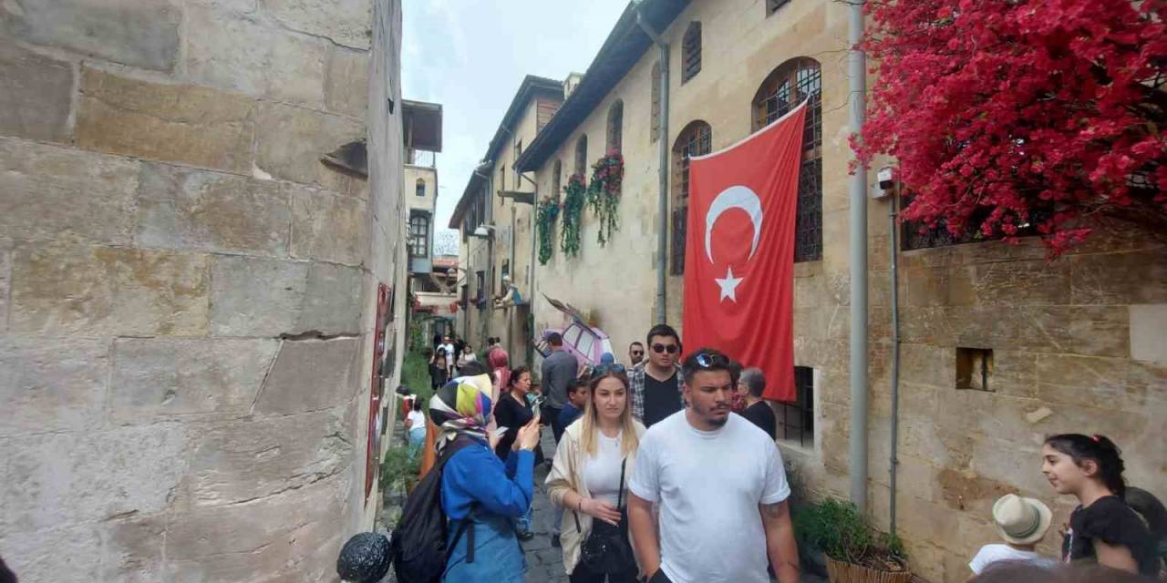 Büyükşehir’in Müzeleri, 9 Günlük Bayram Tatili Boyunca 61 Bin Ziyaretçiyi Ağırladı