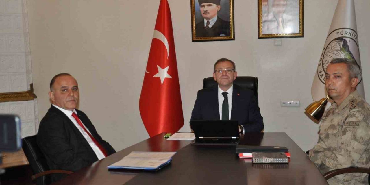 Kars’ta Asayiş Ve Güvenlik Toplantısı Yapıldı