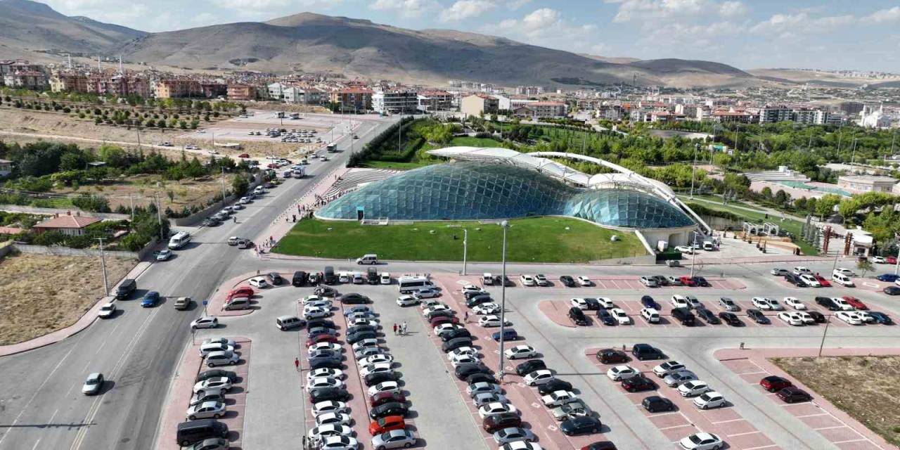 Selçuklu’nun Sembol Mekanlarına Yoğun İlgi