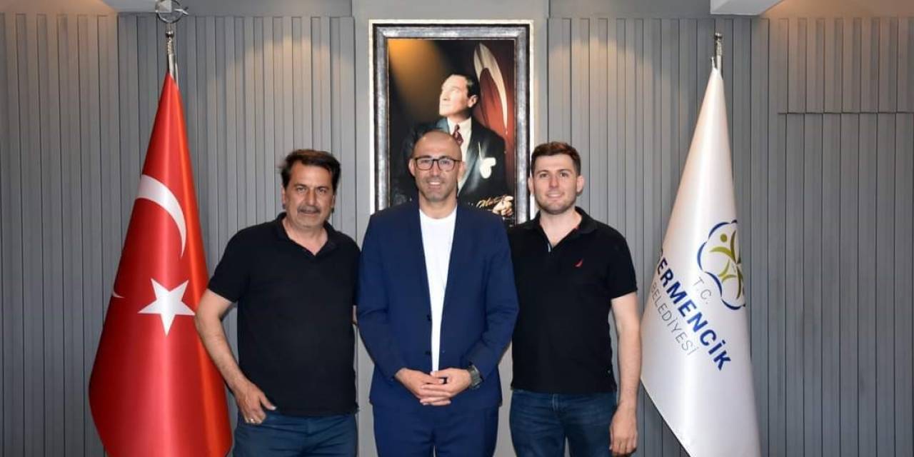 Başkan Zencirci, Ziyaretçilerini Kabul Etmeye Devam Ediyor