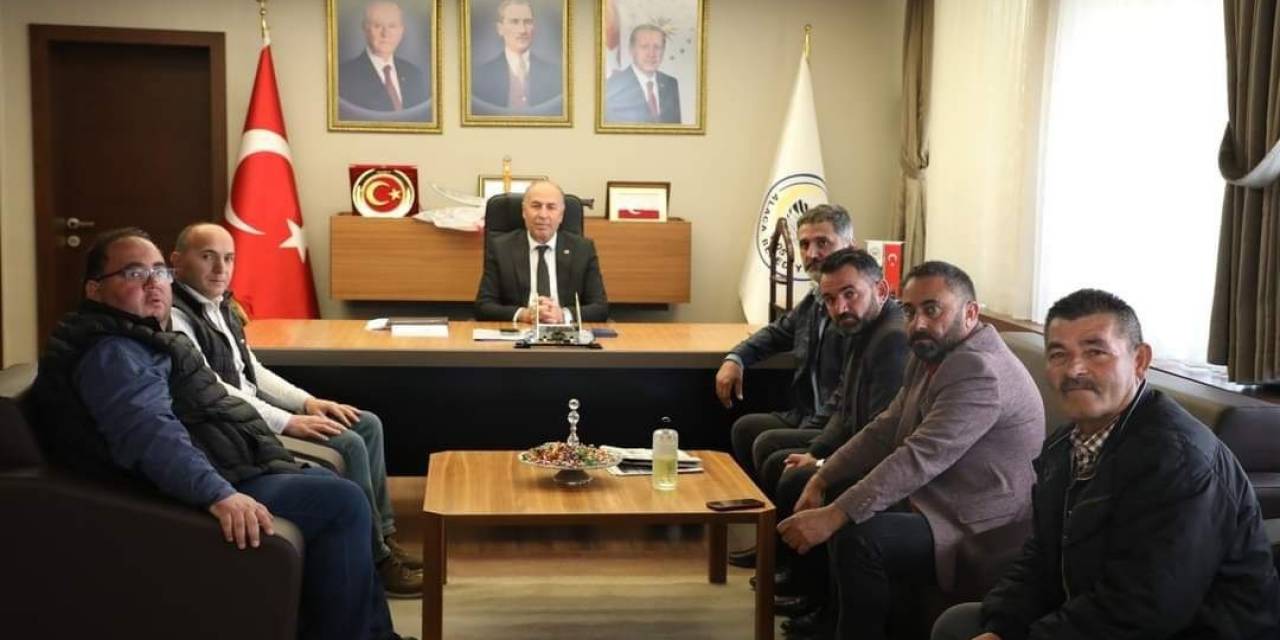 Muhtarlardan Başkan Arslan’a Tebrik Ziyareti