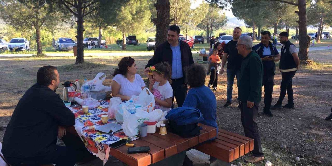 Havran Millet Bahçesi Piknikçilerin Yeni Gözdesi