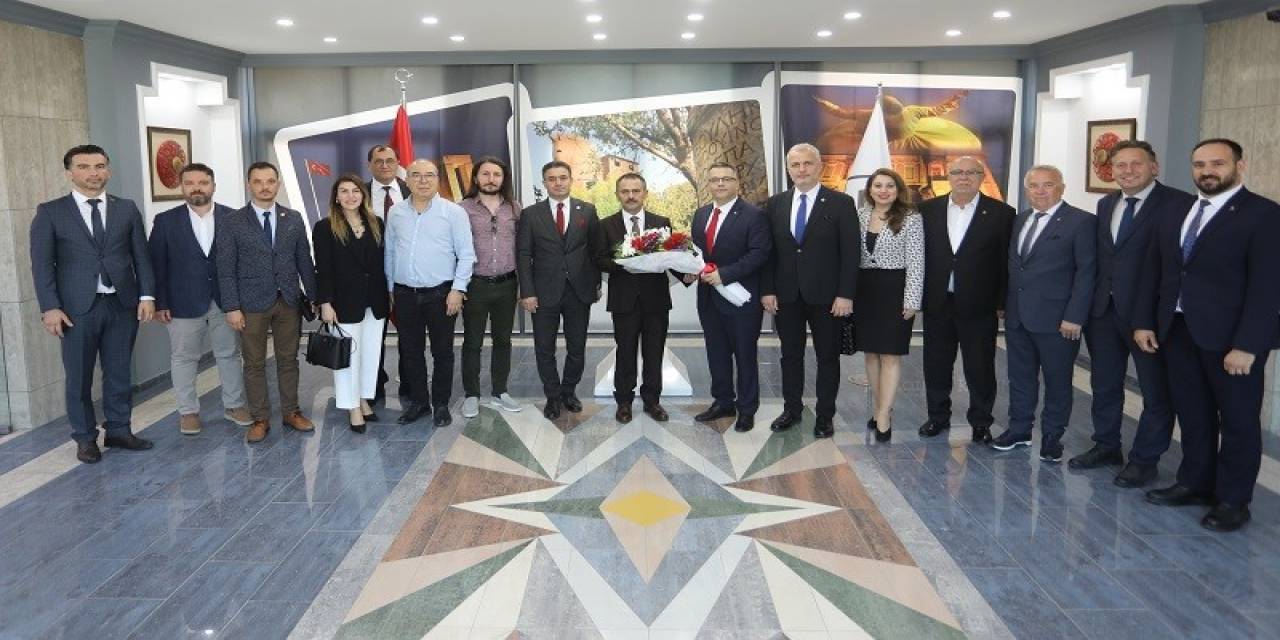 Turizmciler Vali İlhami Aktaş’ı Ziyaret Etti