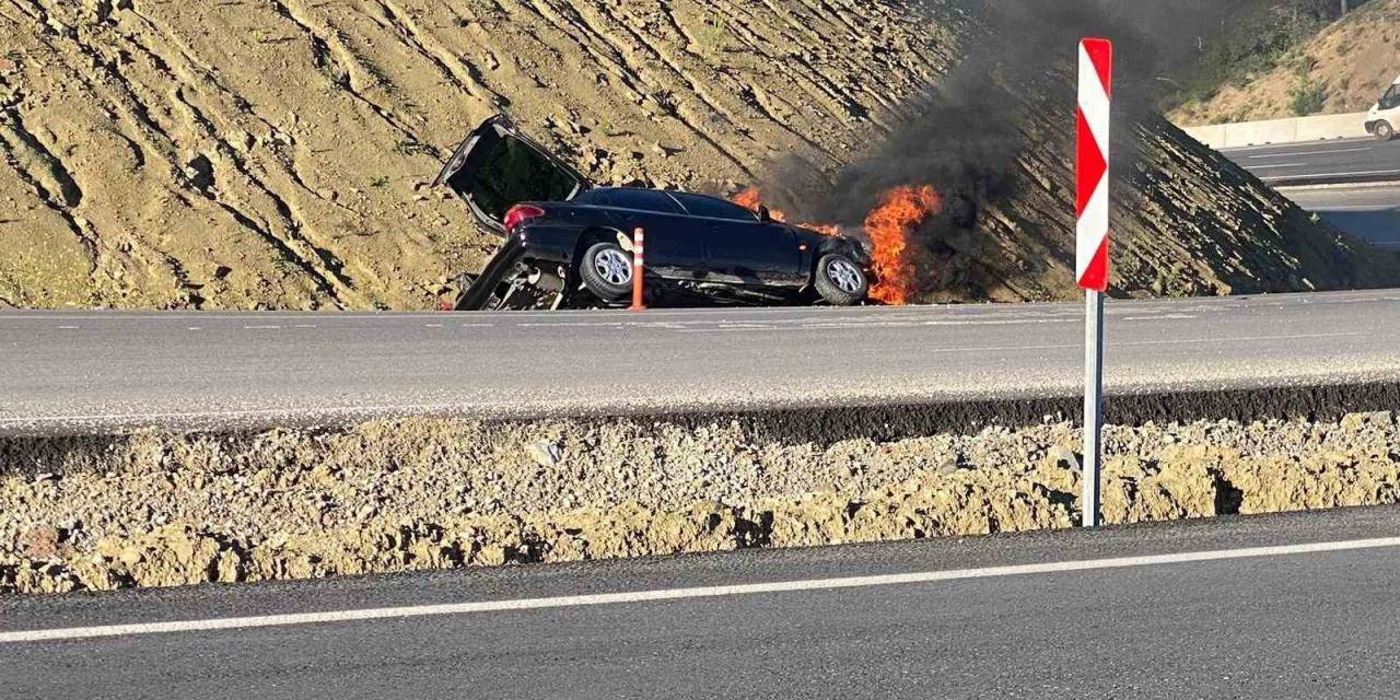 Osmaniye’de Kaza Yapan Otomobil Yandı: 1 Yaralı