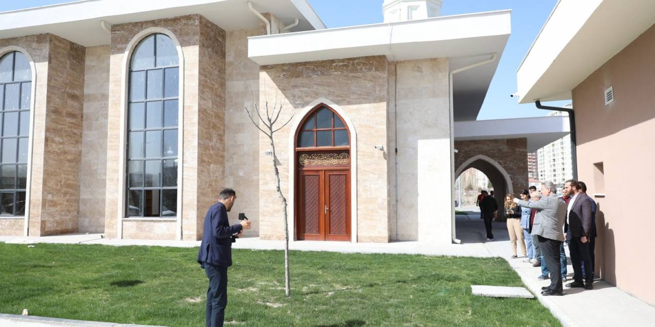 Başkan Palancıoğlu Yapımı Devam Eden Adem Tanç Cami’yi İnceledi