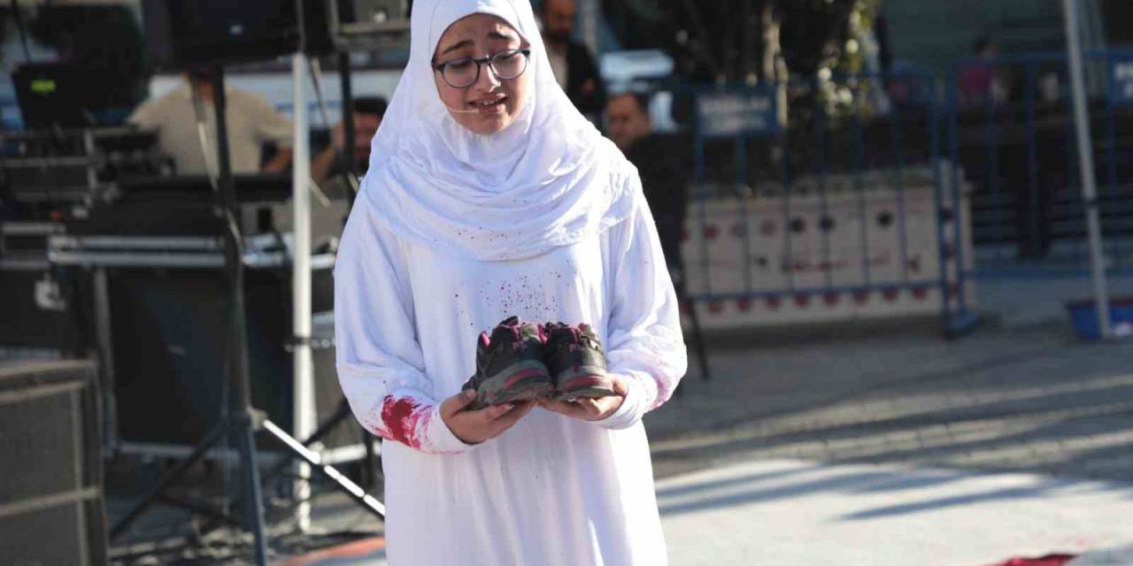 Esenler’de Filistin’de Yaşanan Soykırıma Sanatla Dikkat Çektiler