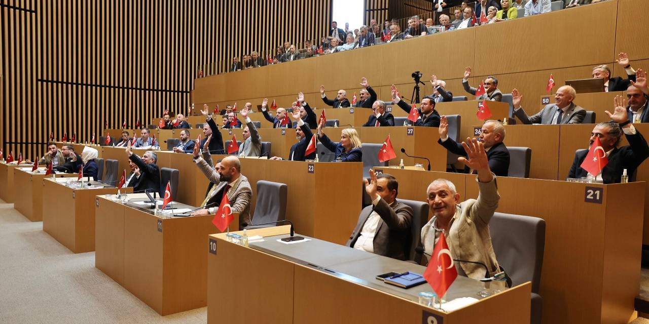 Küçükçekmece Belediye Meclisi’nde 2023 Yılı Faaliyet Raporu Oy Çokluğuyla Kabul Edildi