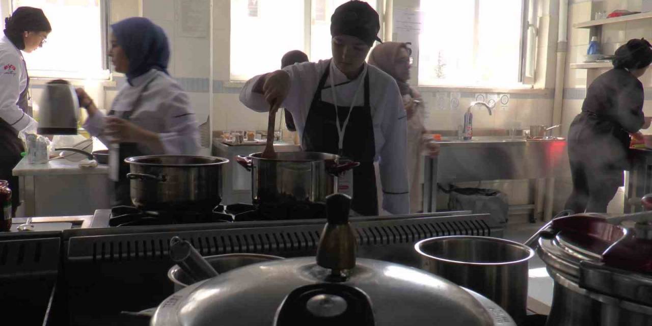 Masterchef’i Aratmayan Yarışma: Liseli Şefler Hünerlerini Sergiledi