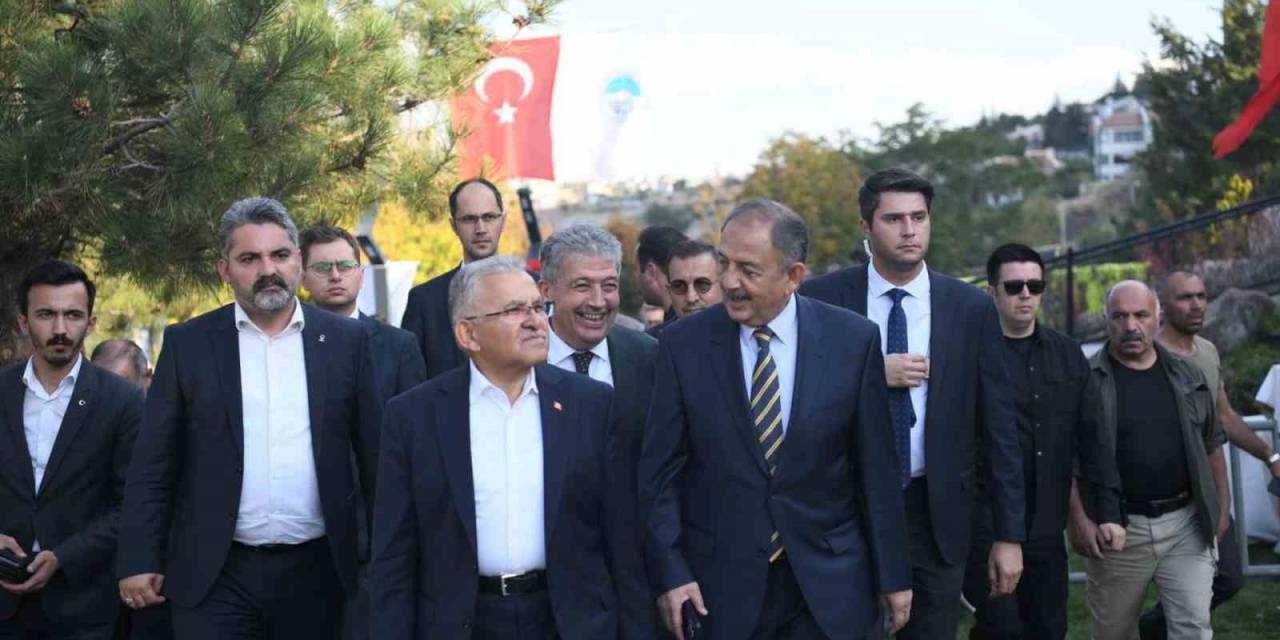Çevre, Şehircilik Ve İklim Değişikliği Bakanlığı İle Büyükşehir Belediyesi’nden Erciyes’te Ağaçlandırma Töreni