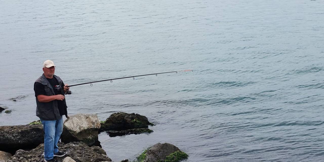 Karadeniz Ereğli’de Olta Balıkçılarının Balık Mesaisi