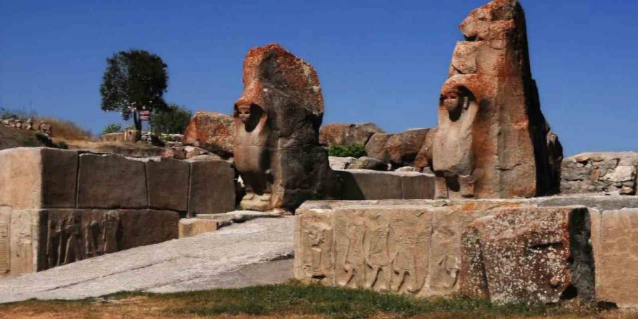 Alacahöyük’ü Bayram Tatilinde 3 Bin 381 Kişi Ziyaret Etti