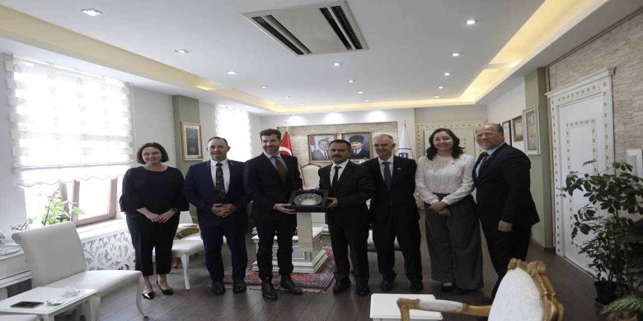 Avustralya Ve Yeni Zelanda Heyetleri Vali Aktaş’ı Ziyaret Etti