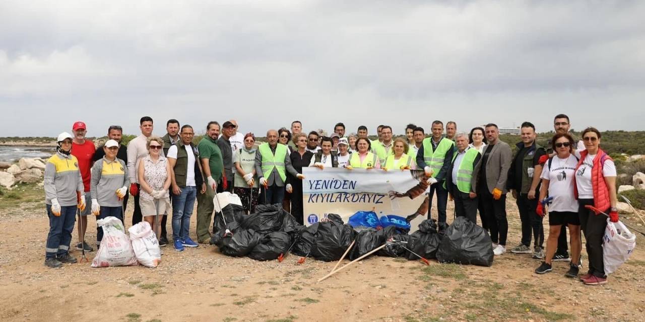 Didim’de Kıyı Temizliği Çalışması Gerçekleştirildi