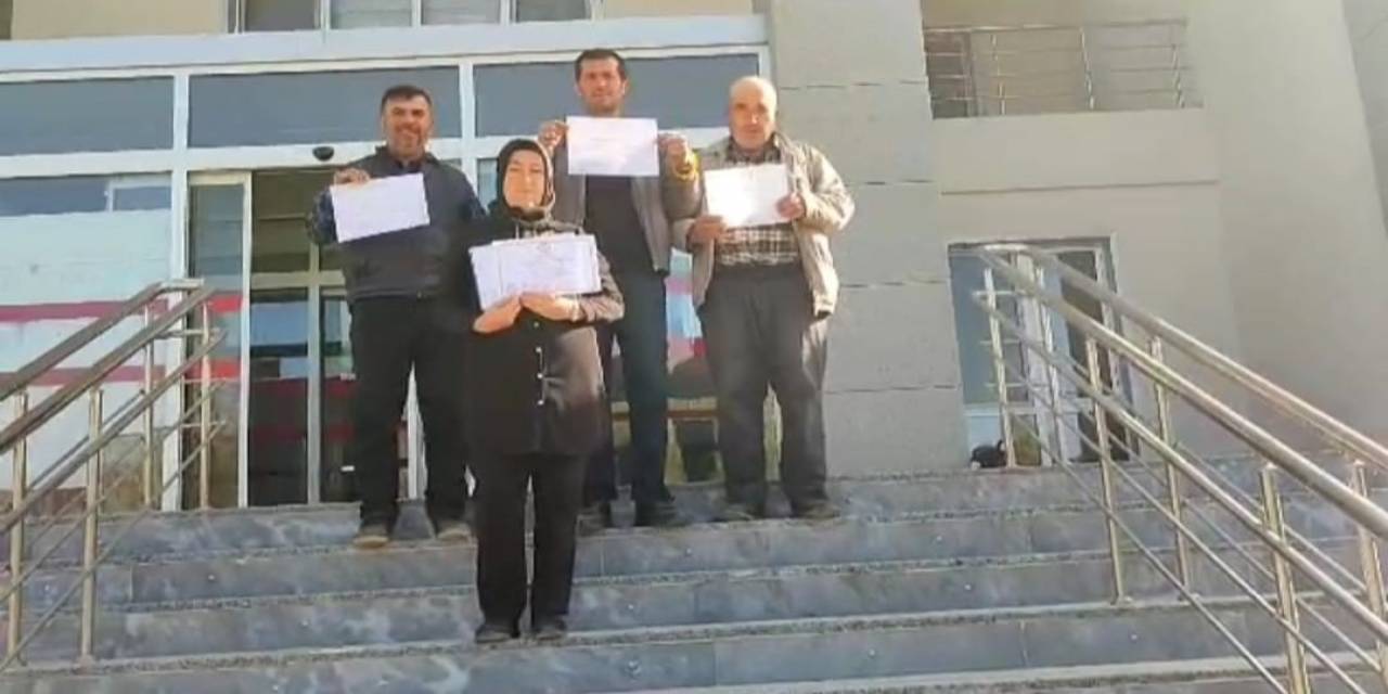 Şuhut’ta Muhtarlar Mazbatalarını Aldılar