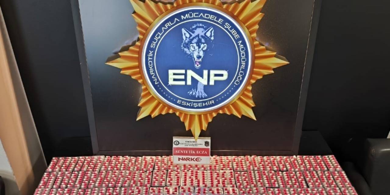 Polis Ekipleri Çok Sayıda Sentetik Hap Ele Geçirdi