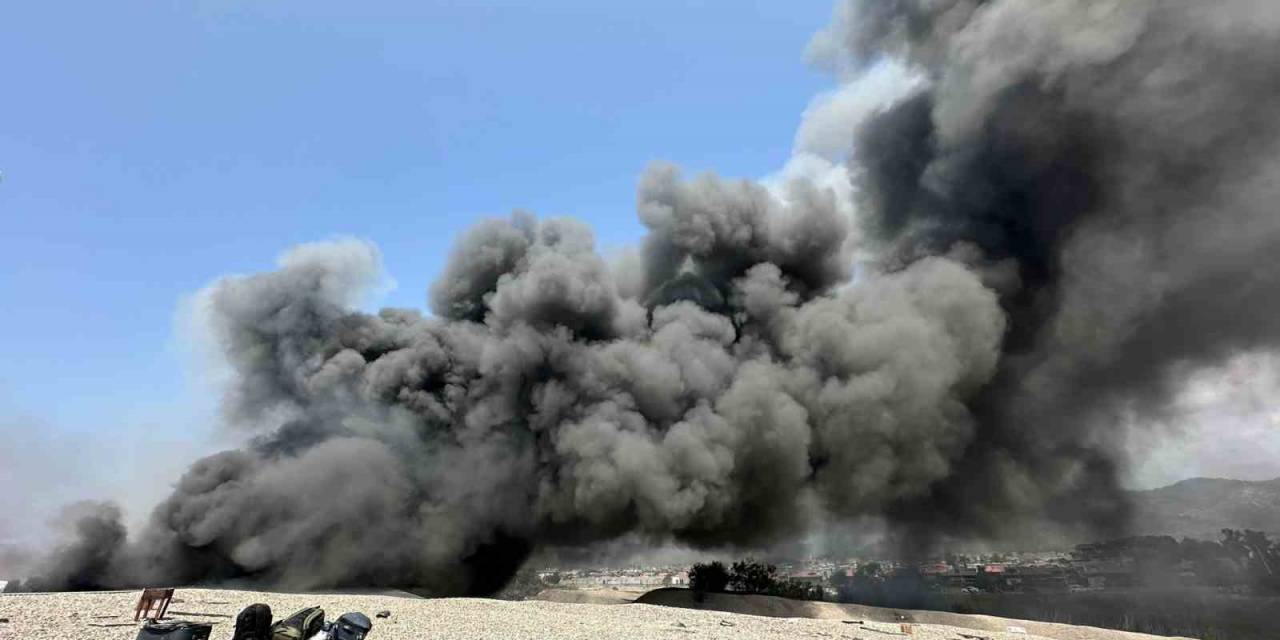 Fethiye’de Konteyner Yangını