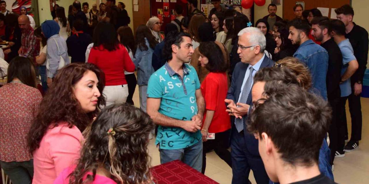 Esogü’de Otizm Farkındalık Ayı Etkinlikleri Düzenlendi