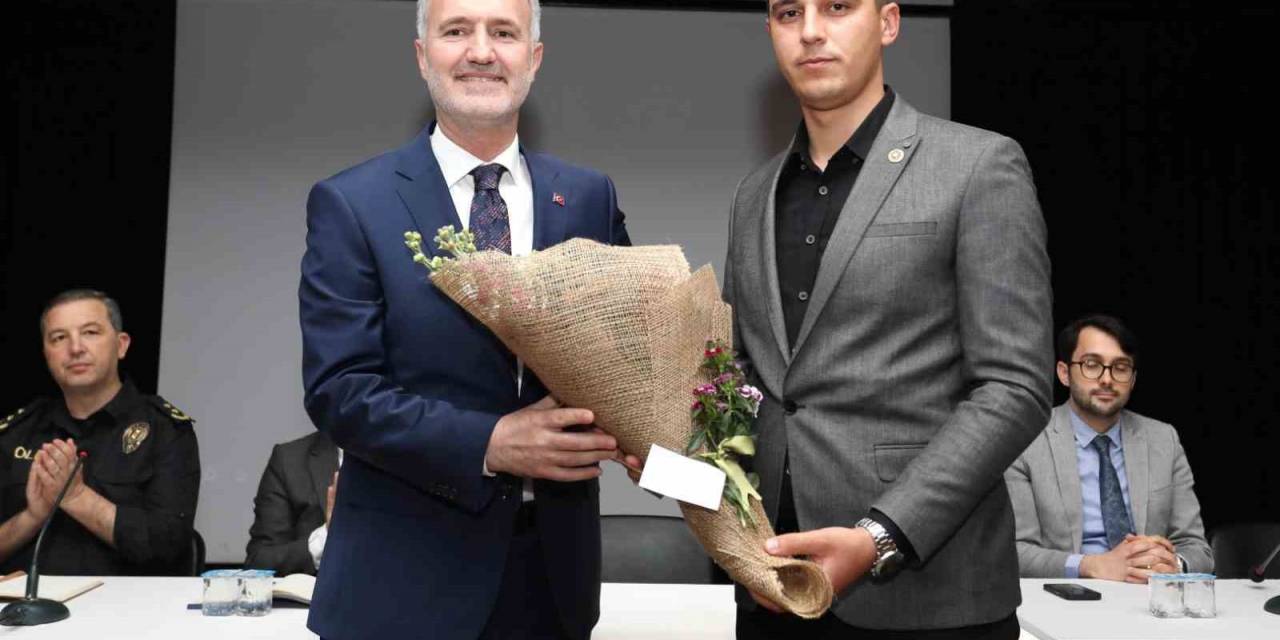 İnegöl’de Muhtarlarla Yeni Dönemin İlk Toplantısı Yapıldı