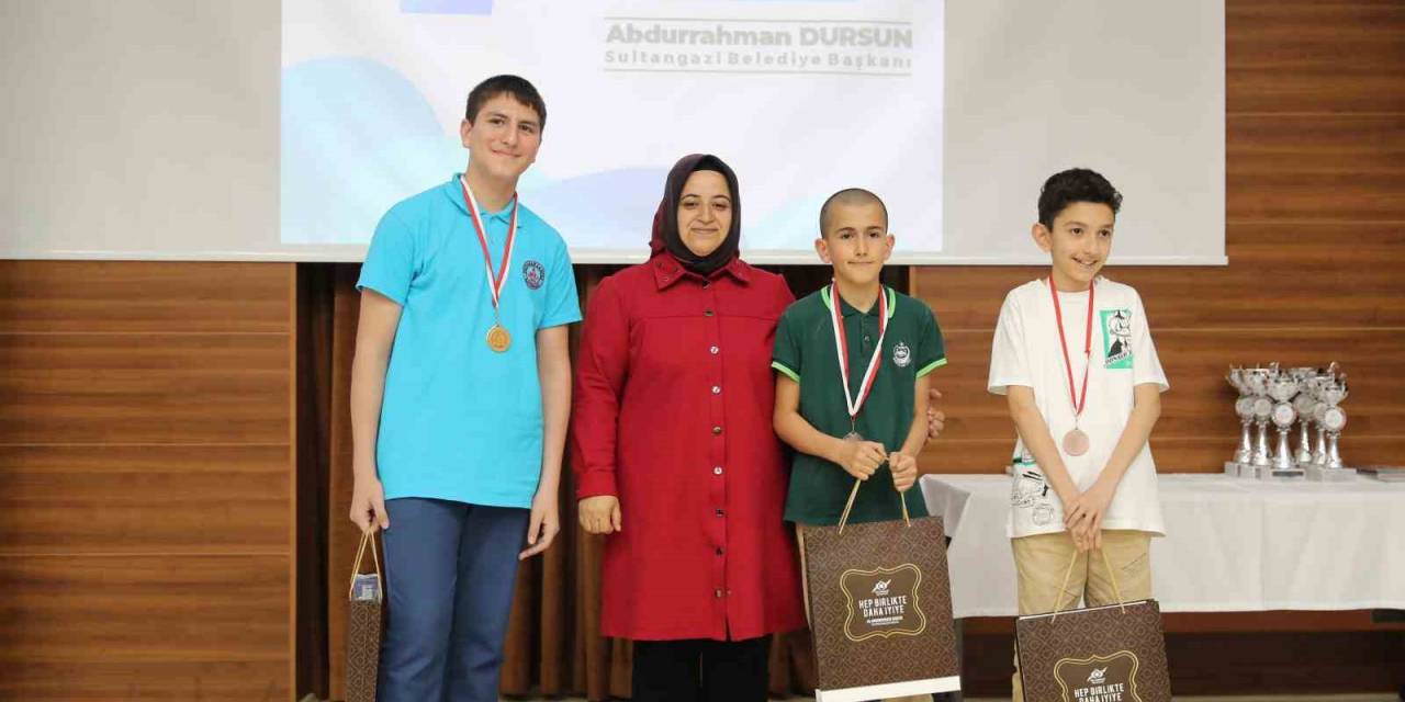 Sultangazi’de ‘5. Akıl Ve Zeka Oyunları Turnuvası’ Düzenlendi