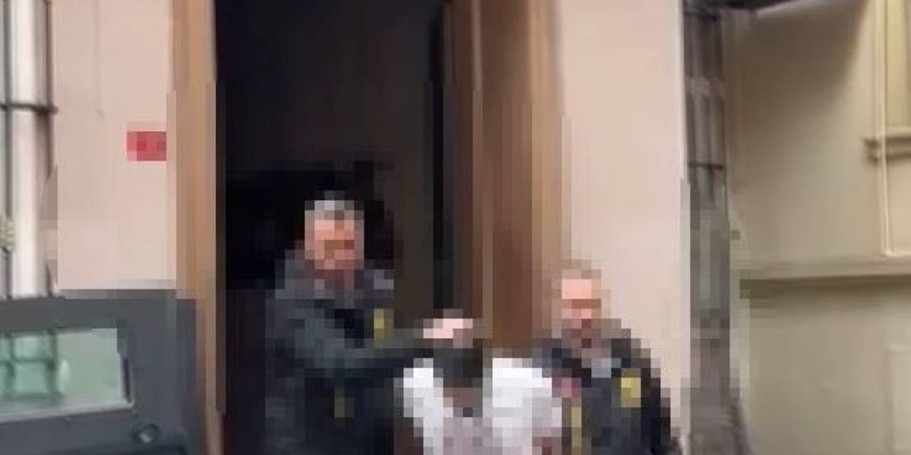 Beyoğlu’nda Askeri Üniforma İle Müşterilere Servis Yapan Şahıs Tutuklandı