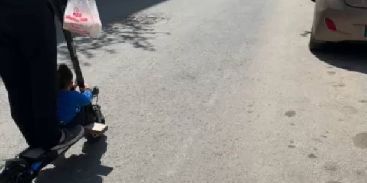 Elektrikli Scooter İle Tehlikeli Yolculuk